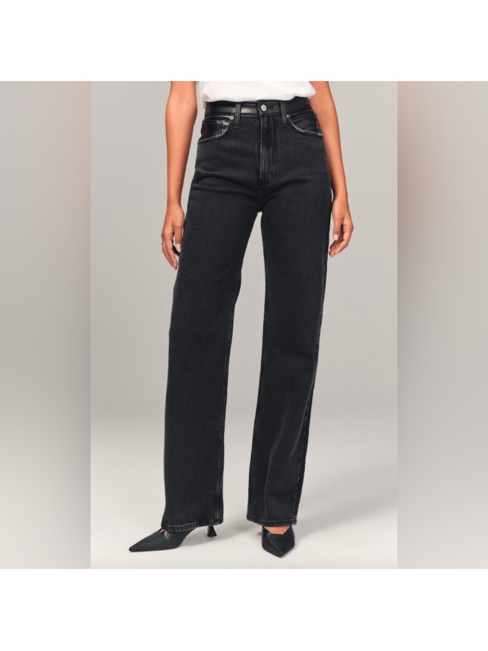 Abercrombie & Fitch Mixed Fabric High Rise 90s Relaxed Jeans - 28